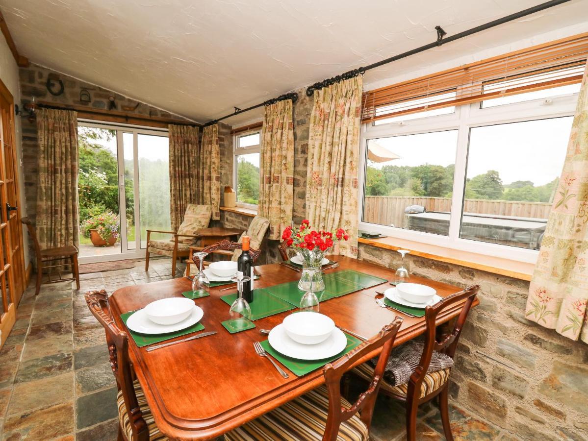 Holly Farm Cottage Newbridge on Wye Exterior foto